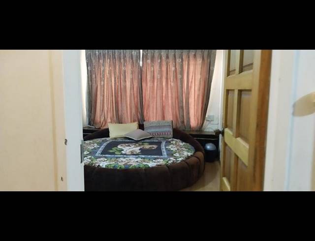 6 BEDROOM HOUSE FOR SALE IN LAUDIUM